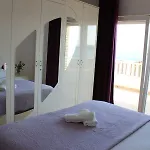 Renata 3*