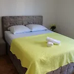 Renata Pensionat Donji Seget