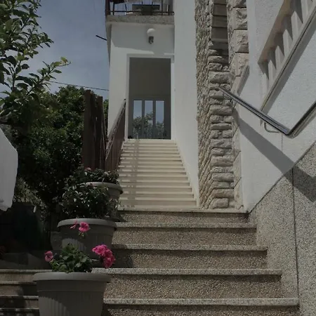 Renata 3* Donji Seget