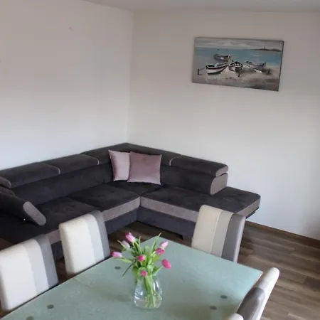 Renata Guest house Seget Donji