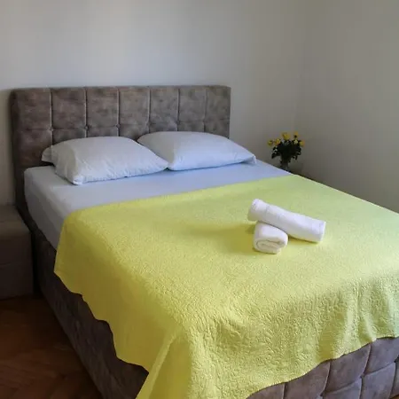 Renata Guest house Seget Donji