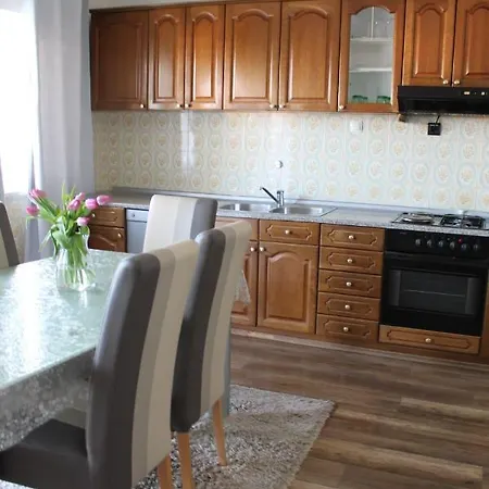 Guest house Renata 3*